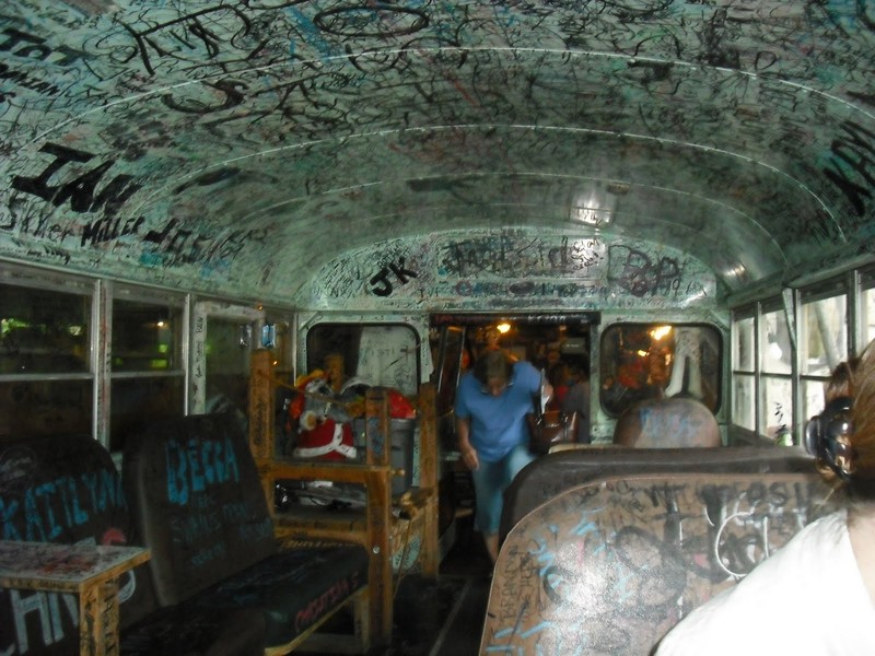 Hillbilly Hotdogs historical bus with john henry's of thousands of hotdog eaters. courtesy of kentuckytravels.blogspot.com