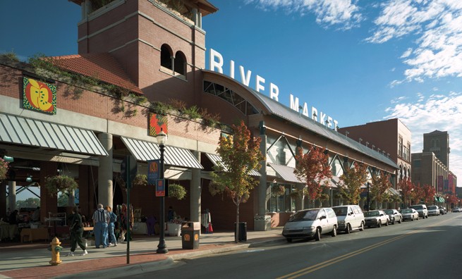 Street view prior to construction of the River Market