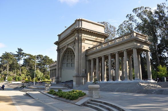 Spreckels Temple of Music, featuring a dome-shaped bandshell flanked by colonnades