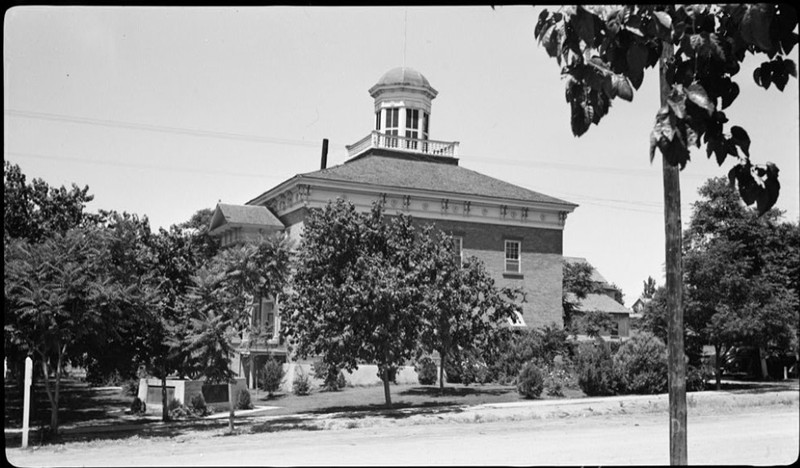 HABS photo of Old Washington County Courthouse by Trent Thomas, 1940 (HABS No. UTAH-10)