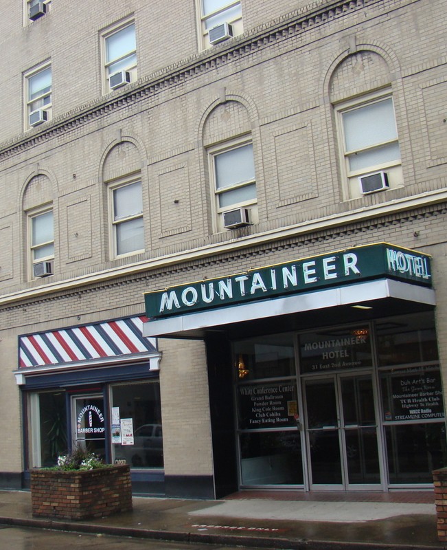 Mountaineer Hotel