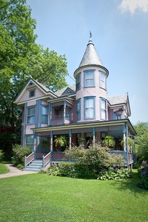 The 1889 Victorian house as it appears today.