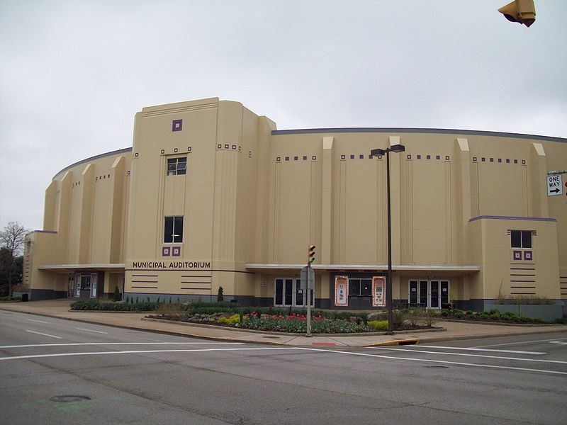 Modern view of the Municipal Audtorium.