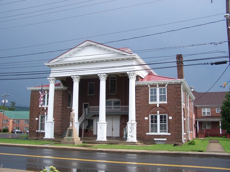 Grant County Courthouse.