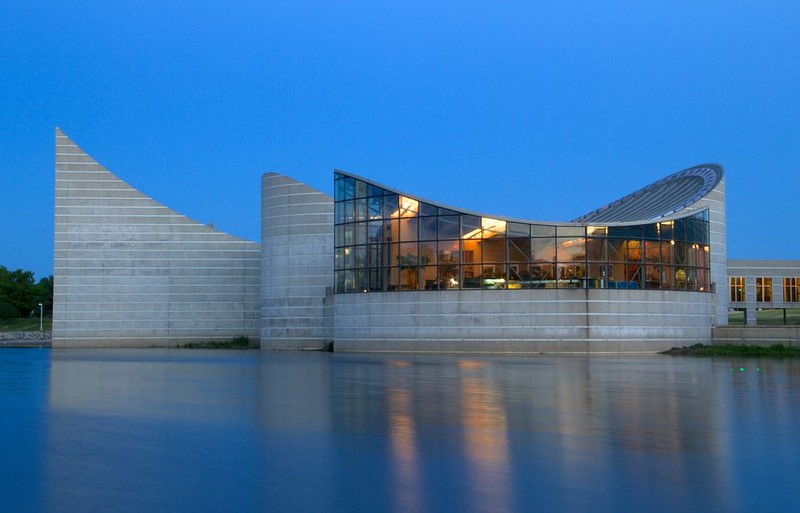 Some refer to the building as "the island building" because it is surrounded by water.