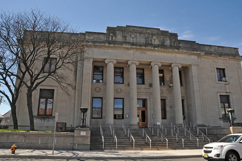 This historic library was completed in 1905 and designed by Henry Bacon, the architect who designed the Lincoln Memorial. 