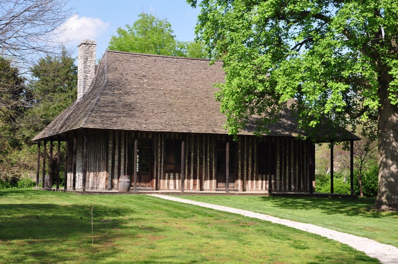 Cahokia Courthouse Exterior