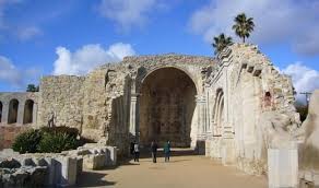 Additional ruins extant from the 1812 earthquake. This massive tremor, which lasted more than 4 minutes, affected many of the missions in Southern California.