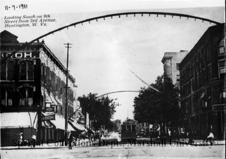 Looking South on 9th St from 3rd Ave, 1911