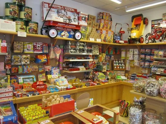 The Walton's 5&10 storefront sells a variety of classic toys and candy. Image obtained from TripAdvisor.