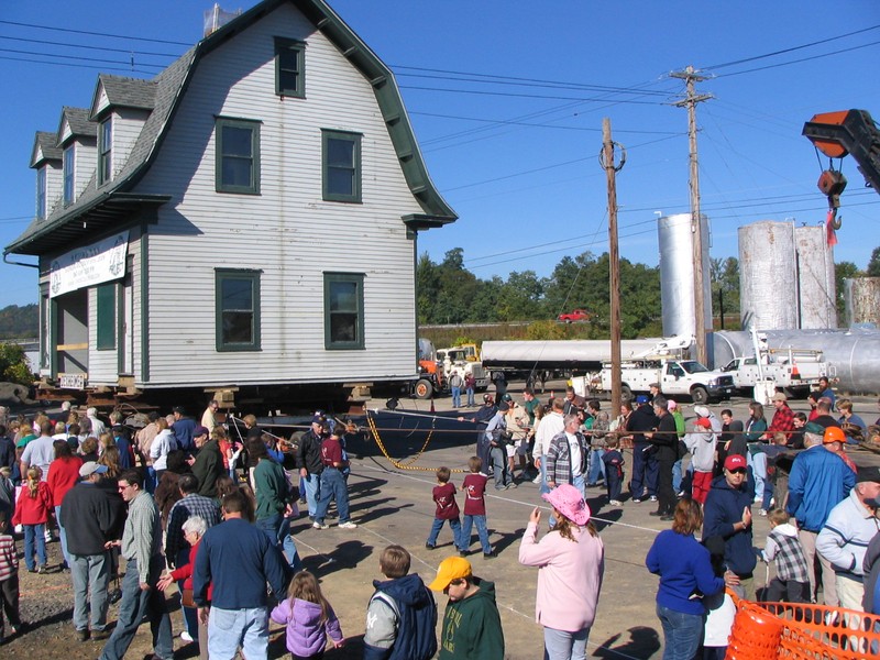 Mock portrayal of "pulling" the building to the Rail Trail.  