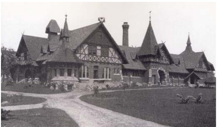 A picture of the stables in 1900.