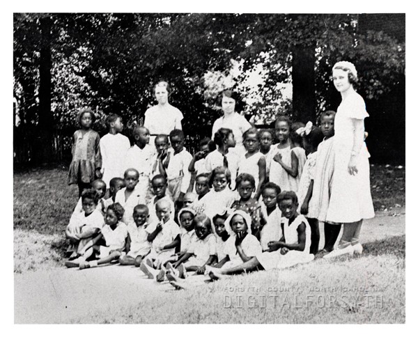 1935 Sunday School class with instructors.