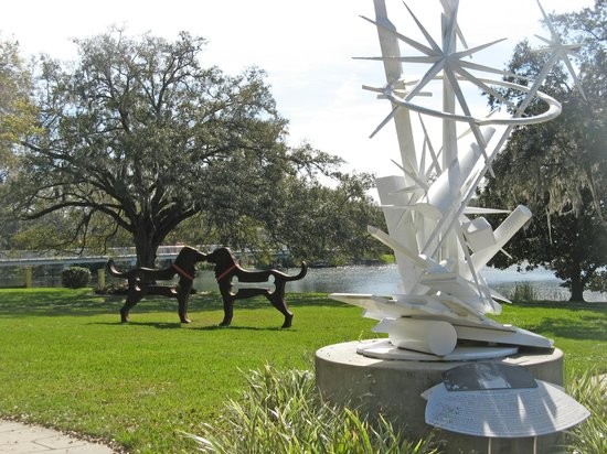 The museum also has a sculpture garden on its grounds