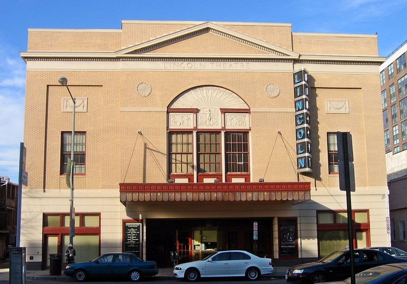 A view of the Lincoln Theatre from 2007