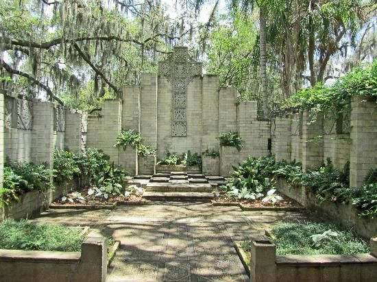 The center contains three gardens including this one, which is the Mayan Garden. The gardens are popular spots for weddings.