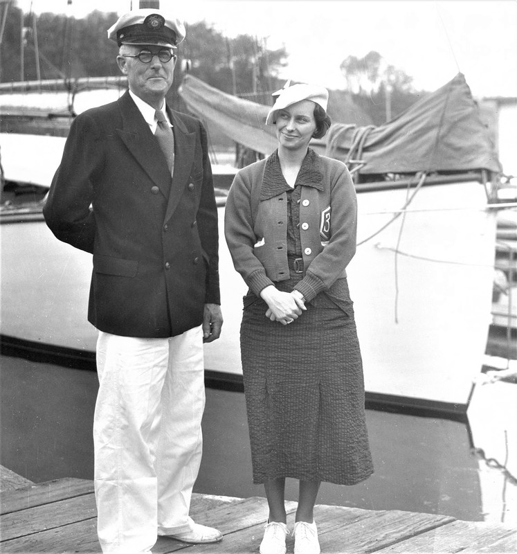 Image of Skipper Radner R. ("Rad") Pratsch and his daughter Carol, 1936