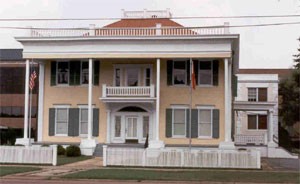 Tuscaloosa County Preservation Society attempted to save this historic home prior to its demolition in 2014.