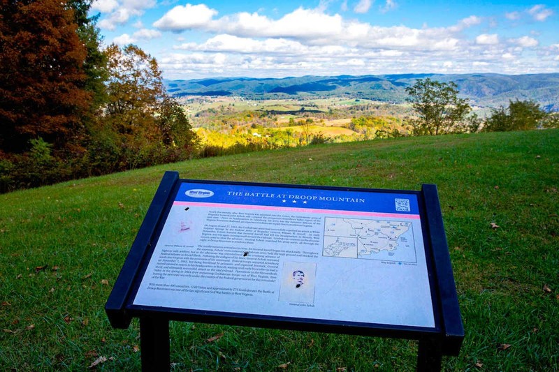 Interpretive signs throughout the park bring the battle to life.