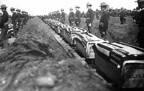 First burials at the San Francisco Cemetery in 1899