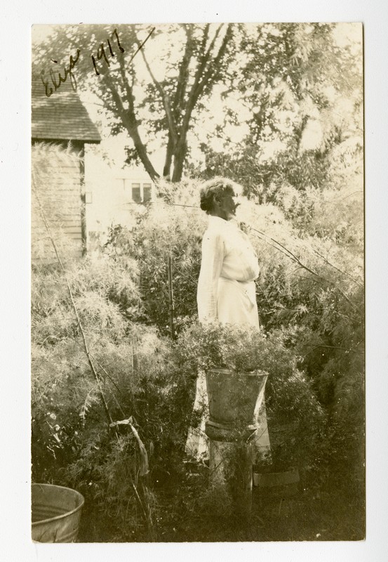 Photograph, People in nature, Vintage clothing, Garden