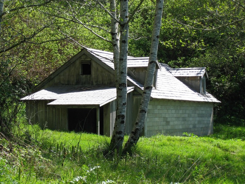 The power station (farmhouse)