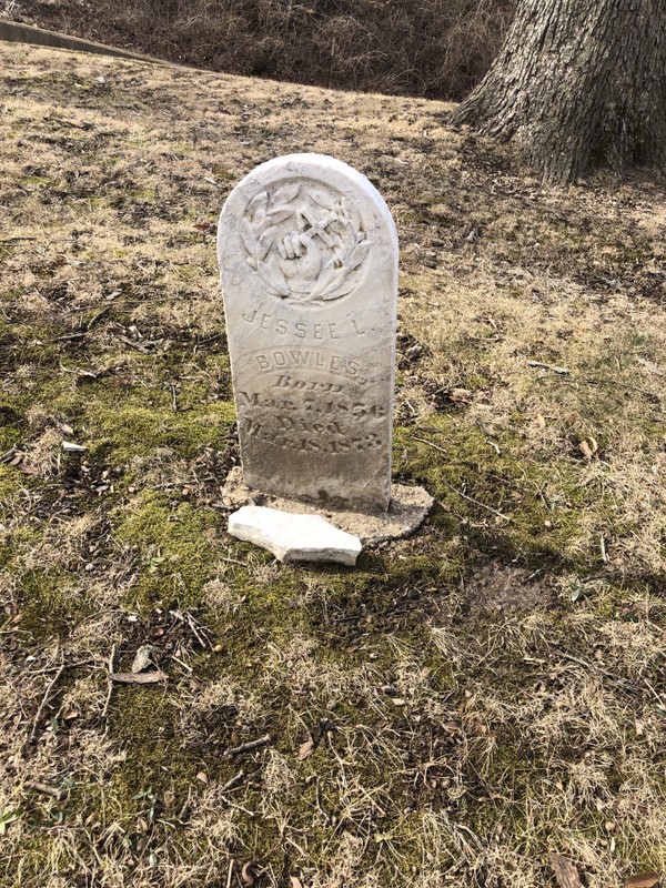 Jessee L Bowles Headstone