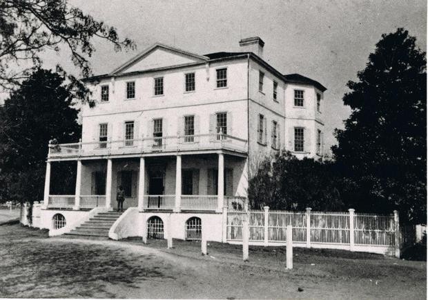 The estate fell into disrepair but was restored by Rear Admiral Lester Beardslee, who purchased the home in 1891 and lived here while he commanded the Port Royal Naval Station.