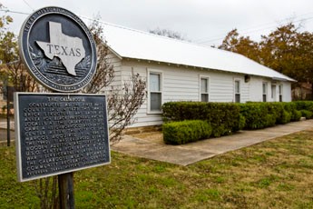 The Calaboose Museum and Texas Landmark Sign