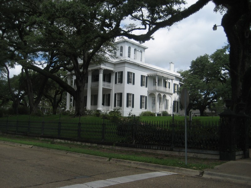 "Natchez4Sept2008HouseH" by Infrogmation of New Orleans - Photo by Infrogmation. Licensed under CC BY-SA 3.0 via Wikimedia Commons - https://commons.wikimedia.org/wiki/File:Natchez4Sept2008HouseH.jpg#/media/File:Natchez4Sept2008HouseH.jpg