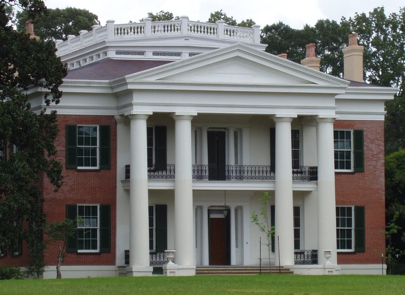 "Melrose-Natchez-MS" by Original uploaded by Rdstephens (Transfered by Jeangagnon) - Original uploaded on en.wikipedia. Licensed under Public Domain via Wikimedia Commons - https://commons.wikimedia.org/wiki/File:Melrose-Natchez-MS.jpg#/media/File:Me