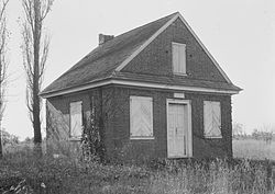 Earlier picture of the meetinghouse