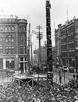 Pioneer Square in 1899. Seattle Municipal Archives.