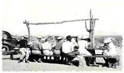 1940s photo of guests at the Ranch/Inn