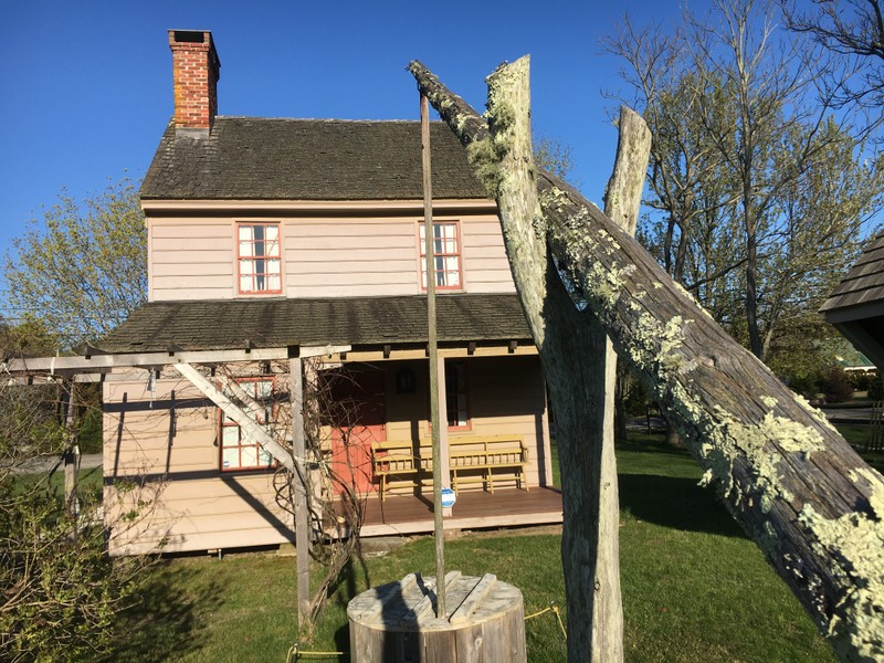 Gandy Farmstead - Period house / museum.