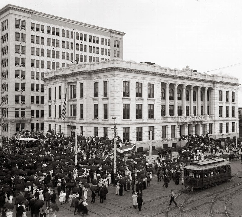 Dedication ceremonies of Memorial Hall, 1914