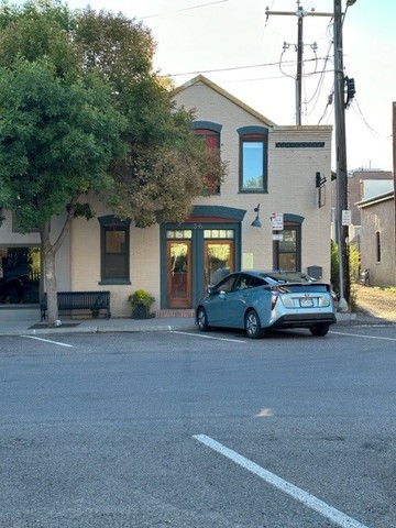 Wheel, Building, Tire, Plant