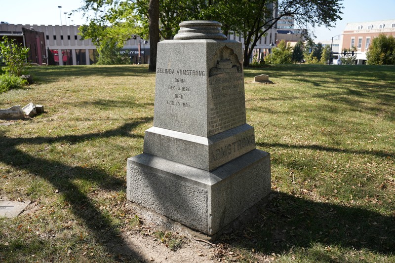 Plant, Tree, Cemetery, Headstone