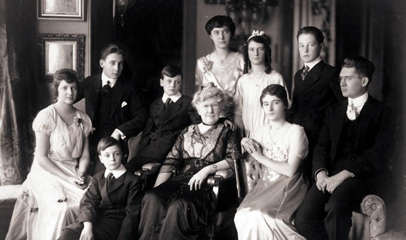 Portrait of the Seipp family