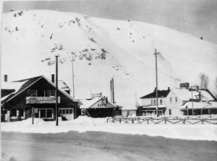 Snow, Building, Sky, Slope