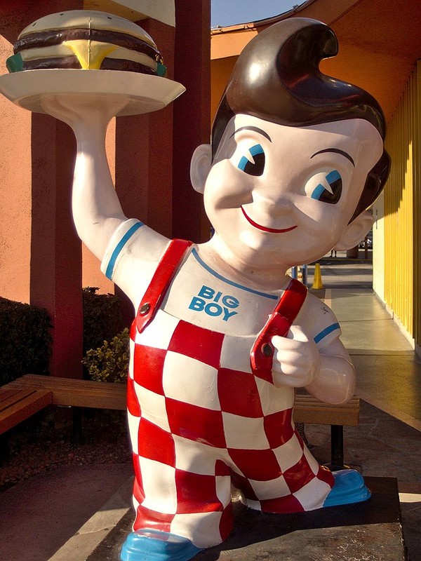 Bob's Big Boy Mascot Statue