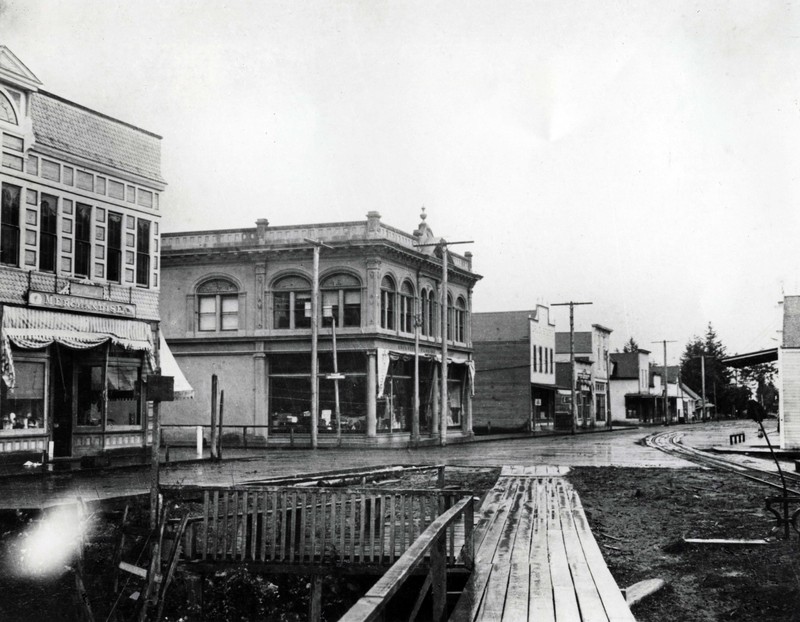 Doupe Building and Ilwaco Railroad tracks on 1st St. 