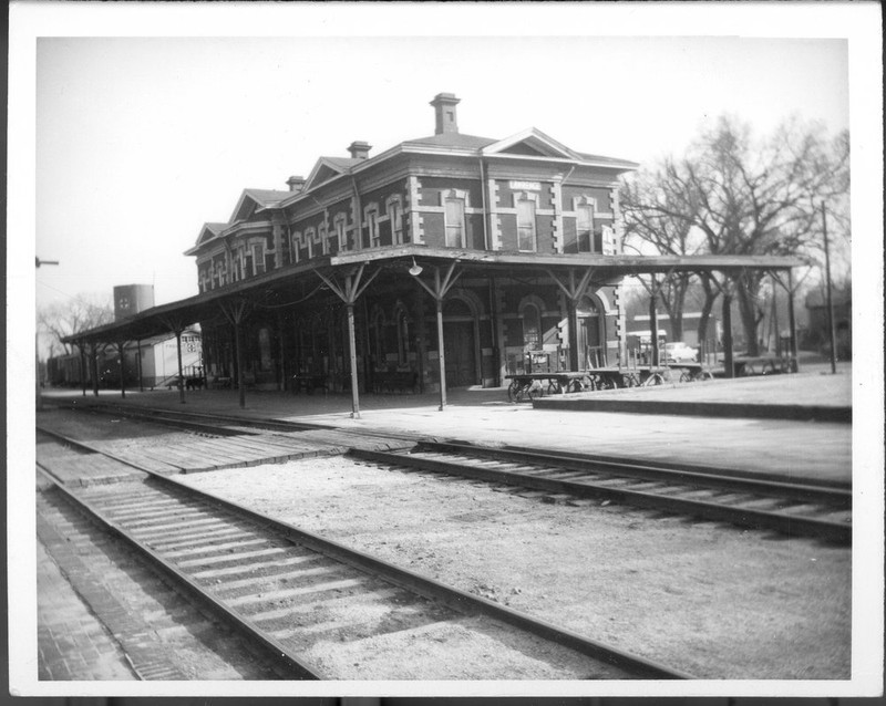 Lawrence Santa Fe Depot built in 1883