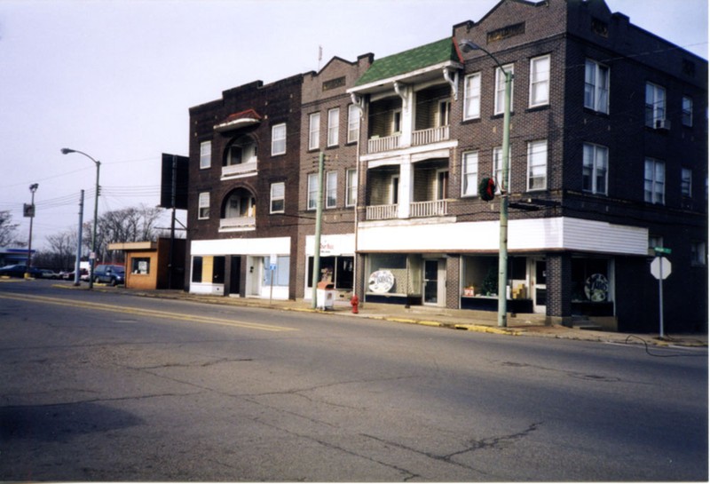 70 E. Main Street, 1998