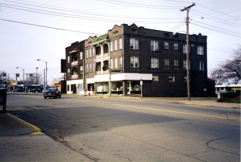70 E. Main Street, 1998