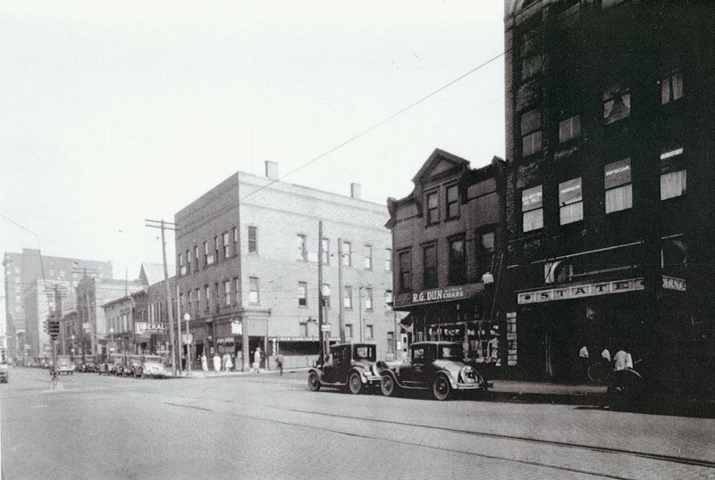 State Theater at Main Street and Arch Avenue 1926