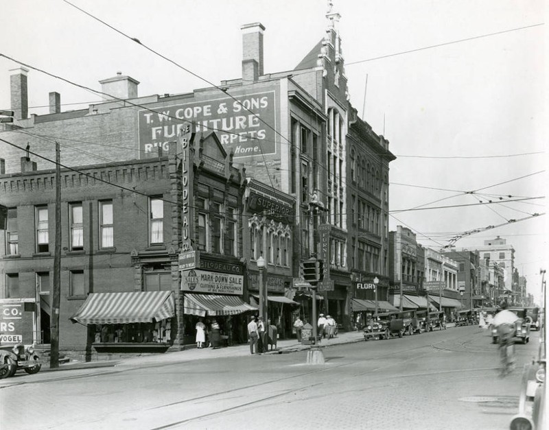 Main Street looking east from Arch Avenue, 1920s