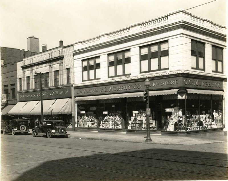 G. C. Murphy and S. S. Kresge stores in 1937