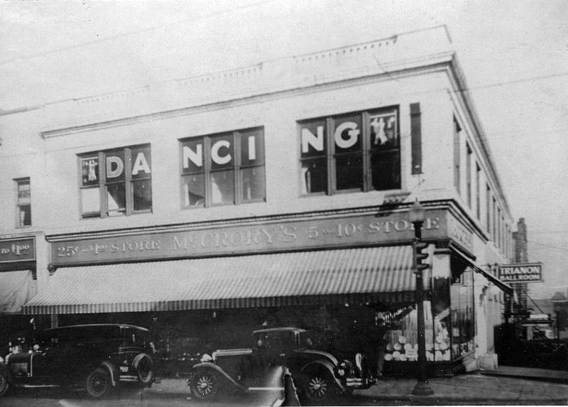 McCrory's 5 and 10 cent store, late 1920s