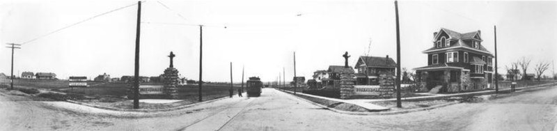 1912 panoramic photo of 23rd St. entrance to Breezedale, facing south, streetcar on Mass. St. (KSHS)